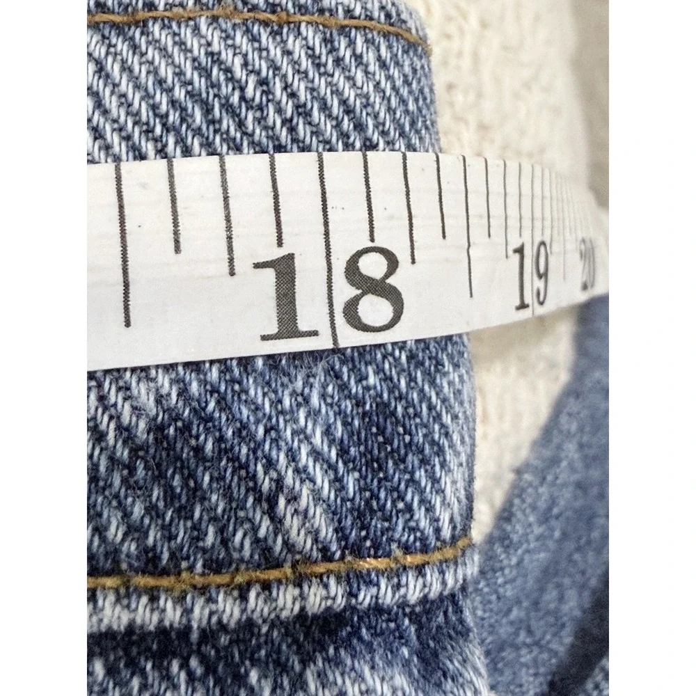 Levis levi 550